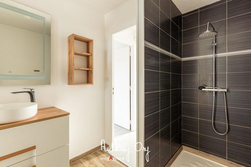 Maison de ville - 75 m² - 4 pièces