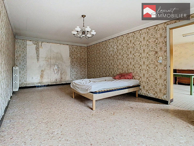 Maison - 160 m² - 8 pièces