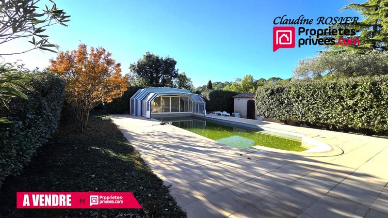 Villa - 190 m² - 8 pièces