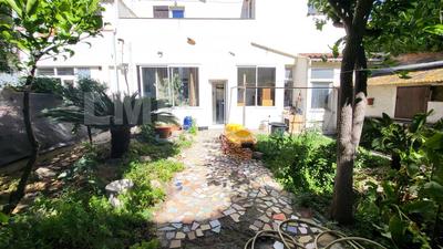 Maison de ville - 200 m² - 9 pièces