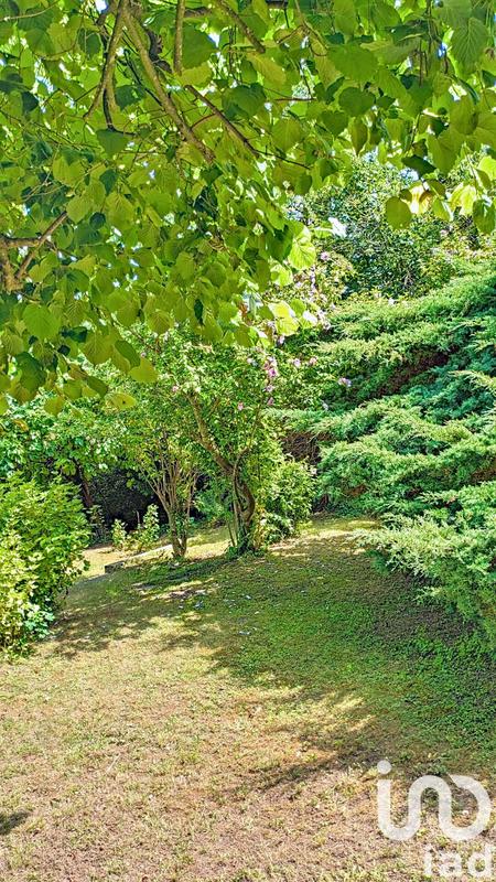 Maison - 212 m² - 8 pièces