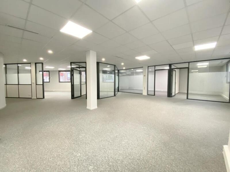 Bureau - 274 m²