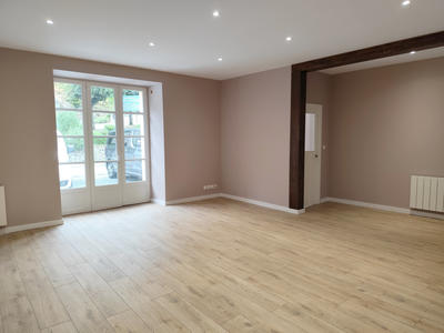 Maison - 137 m² - 5 pièces