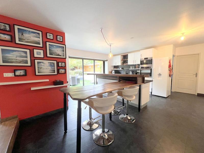 Maison - 184 m² - 5 pièces