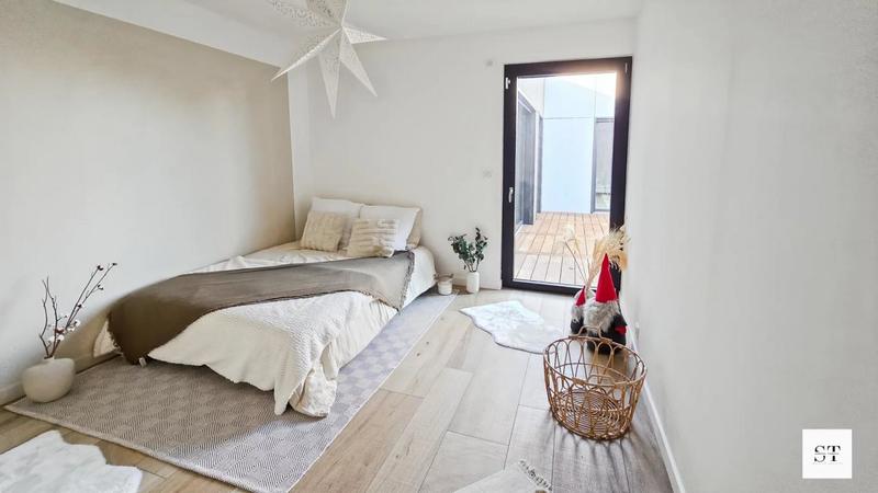 Maison d'architecte - 216 m² - 8 pièces