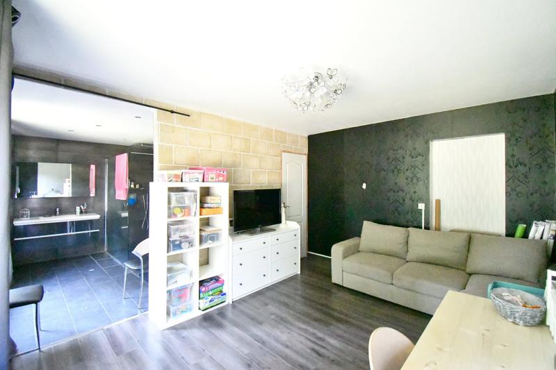 Maison ancienne - 350 m² - 10 pièces