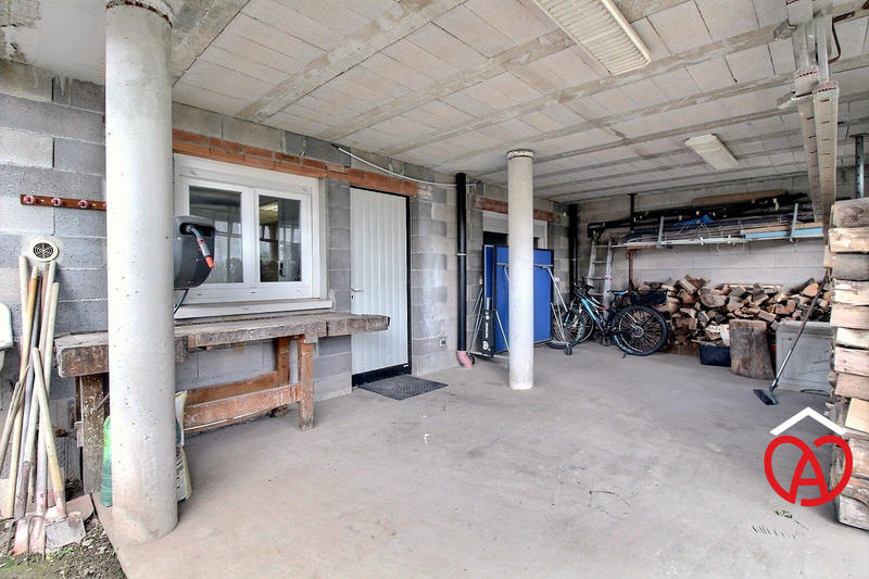 Maison - 216 m² - 7 pièces