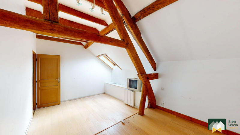 Maison - 180 m² - 6 pièces