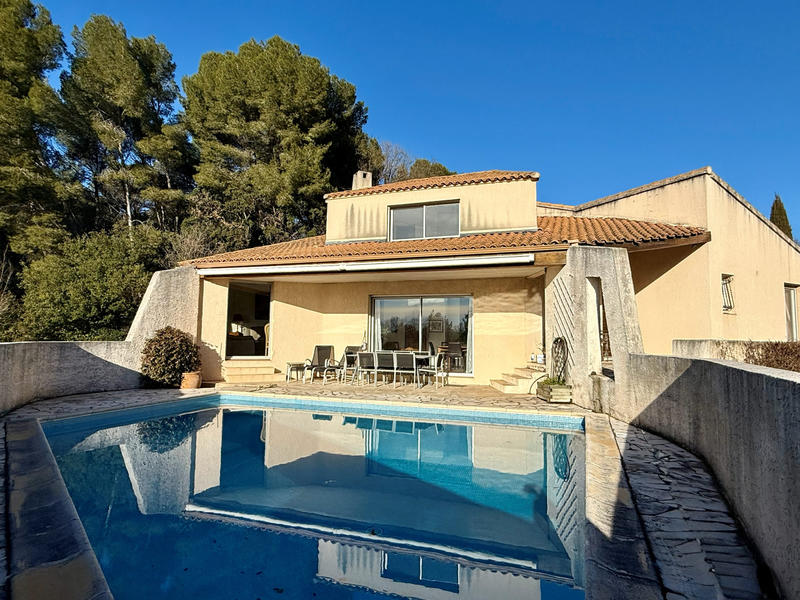 Villa - 122 m² - 5 pièces