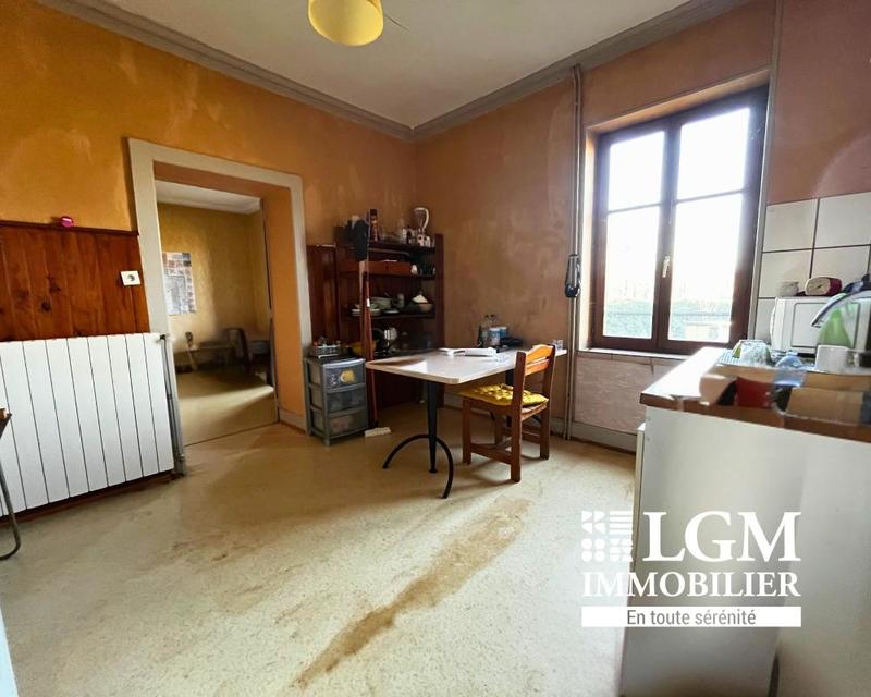 Immeuble - 104 m² - 4 pièces