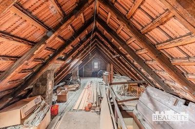 Maison - 203 m² - 11 pièces