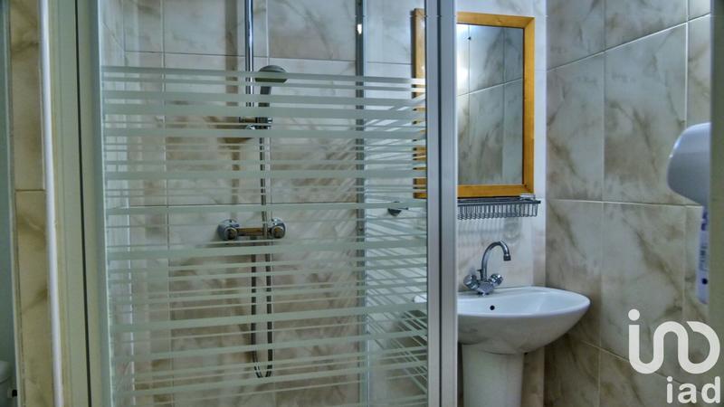 Maison - 591 m² - 12 pièces