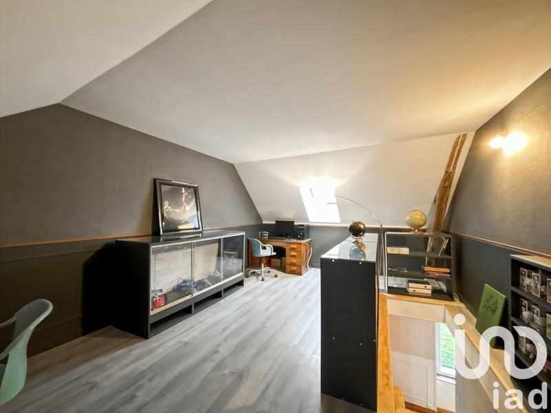 Maison - 186 m² - 7 pièces