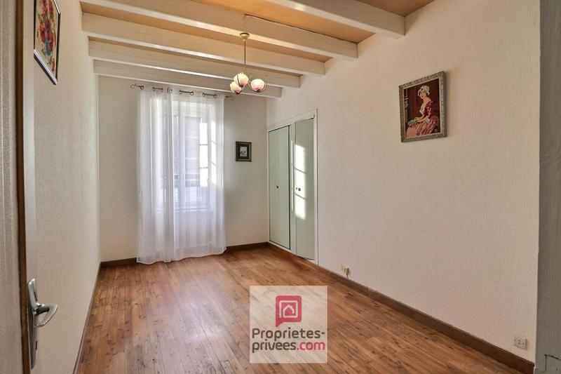 Maison - 170 m² - 5 pièces