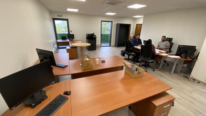 Entrepôt - 295 m² - 4 pièces