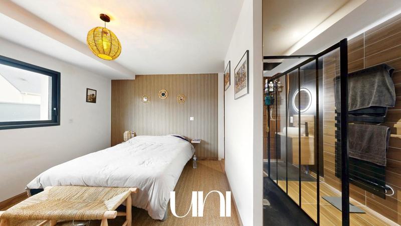 Maison - 137 m² - 5 pièces