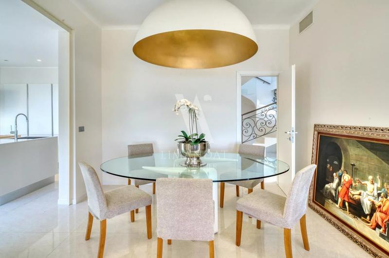 Villa - 180 m² - 5 pièces