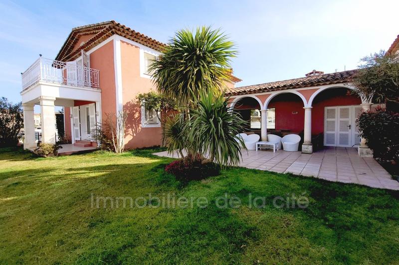 Maison - 165 m² - 6 pièces