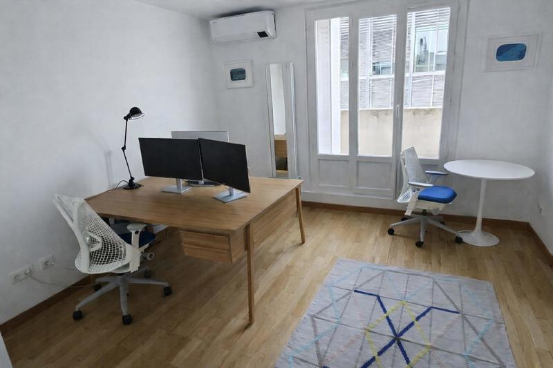 Bureau - 66 m²