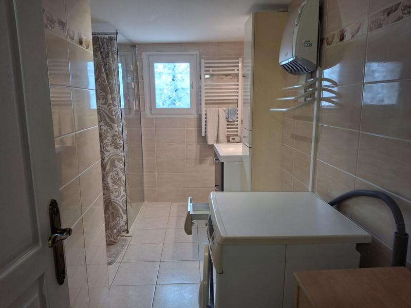 Maison traditionnelle - 95 m² - 3 pièces