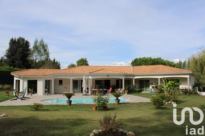 Maison - 193 m² - 6 pièces