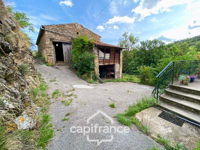 Maison - 120 m² - 7 pièces