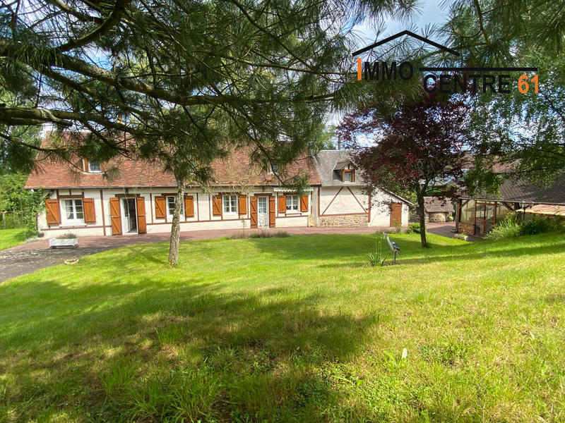 Maison - 140 m² - 6 pièces