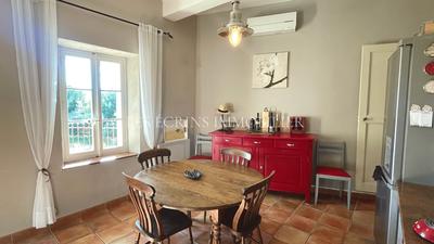 Maison - 123 m² - 5 pièces