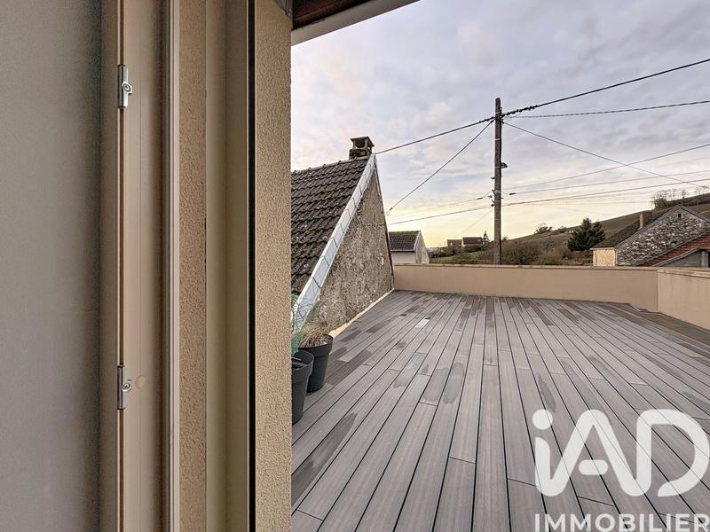 Maison - 224 m² - 8 pièces