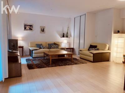 Appartement - 90 m² - 3 pièces