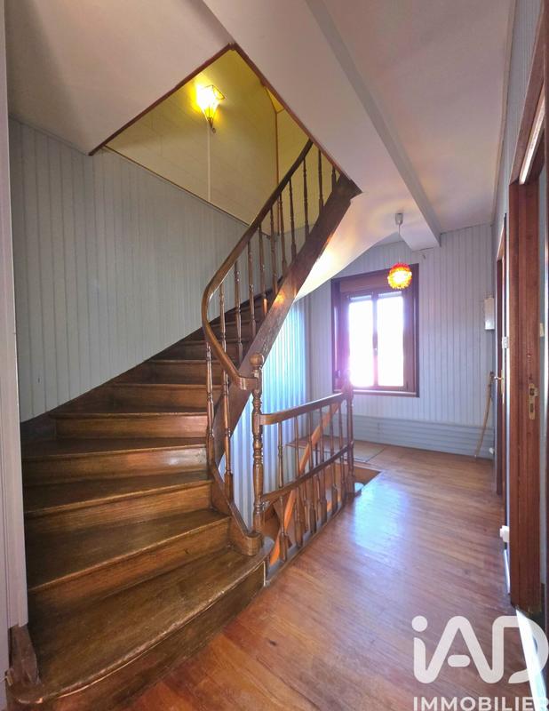 Maison de ville - 240 m² - 8 pièces