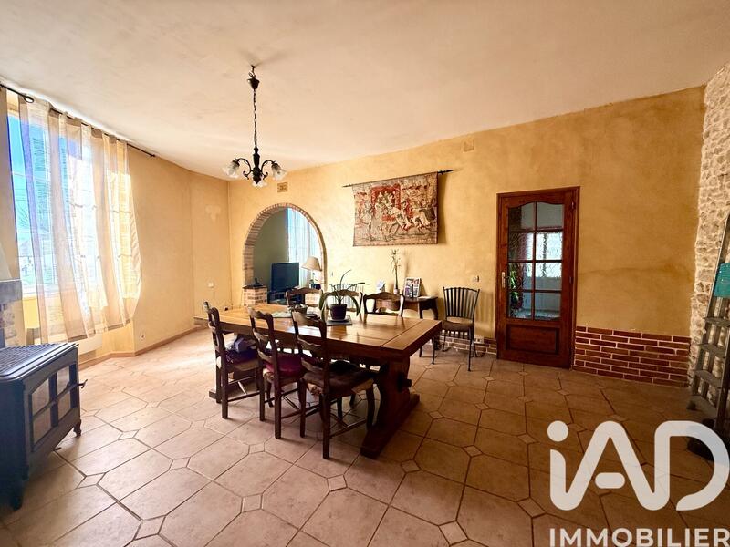 Maison - 141 m² - 5 pièces