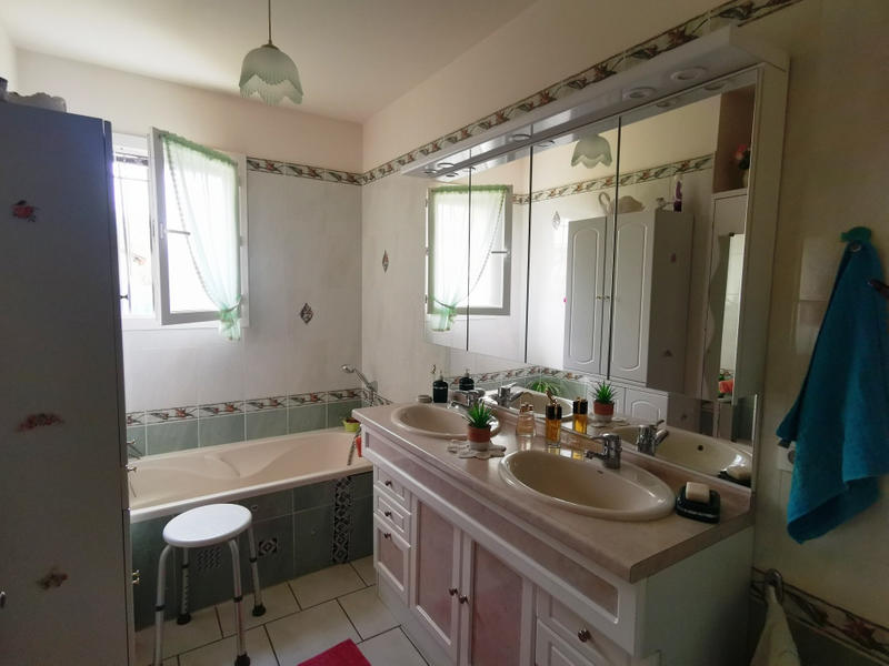 Maison - 135 m² - 7 pièces