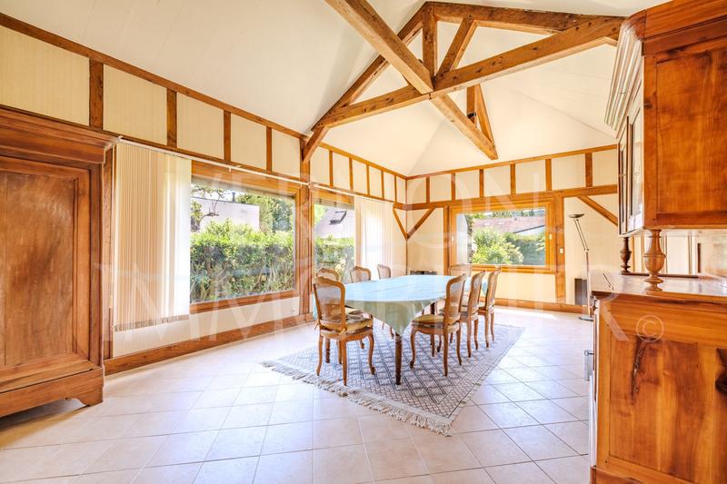 Maison - 165 m² - 7 pièces