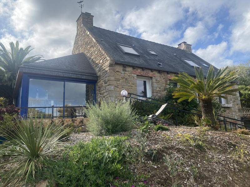 Maison - 131 m² - 6 pièces