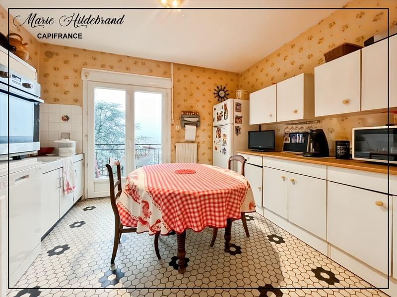 Maison - 130 m² - 8 pièces