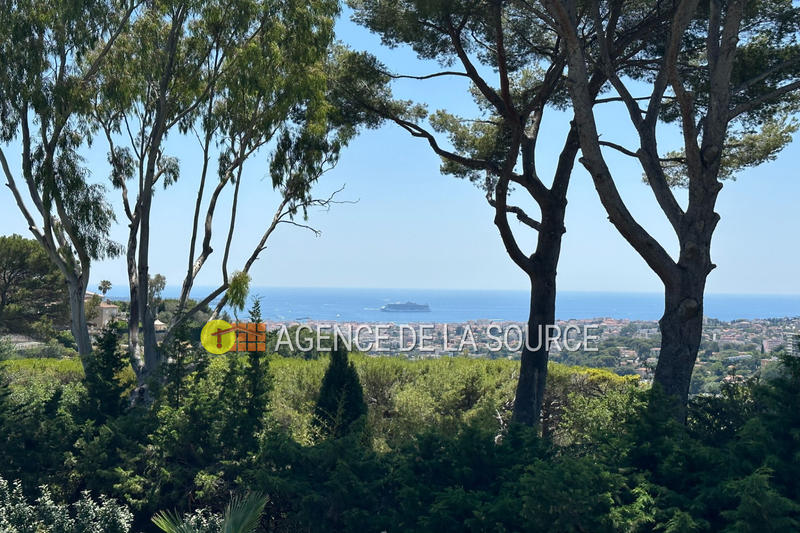 Villa - 390 m² - 10 pièces