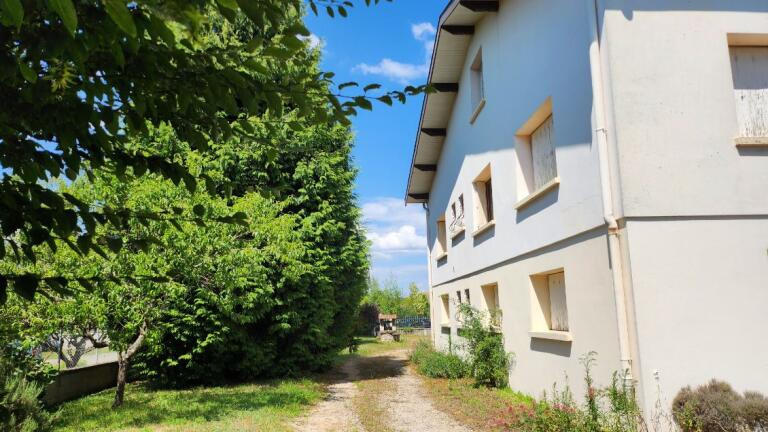 Maison - 170 m² - 5 pièces