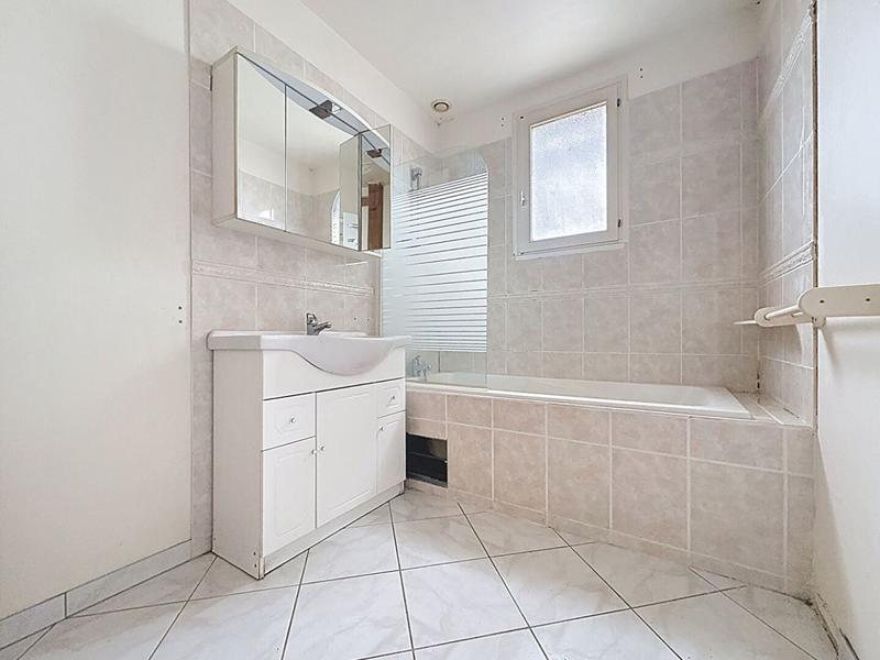 Maison - 103 m² - 5 pièces