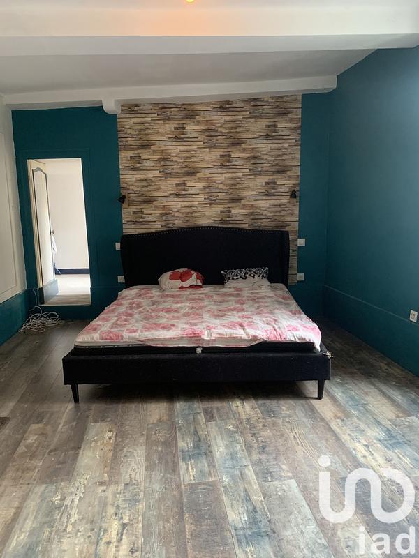 Maison - 300 m² - 9 pièces