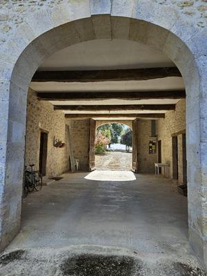 Demeure - 400 m² - 14 pièces