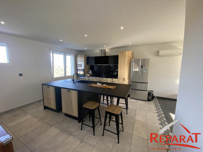 Maison - 160 m² - 7 pièces