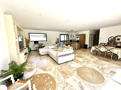 Villa - 135 m² - 4 pièces