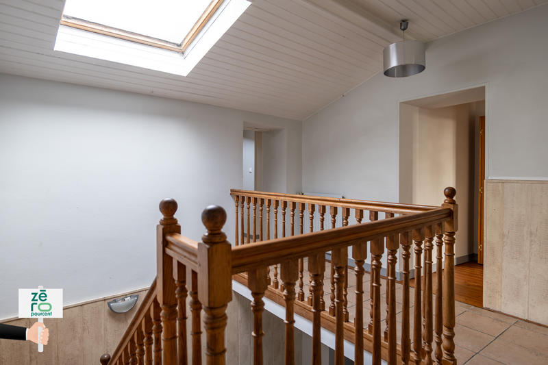 Maison - 181 m² - 6 pièces