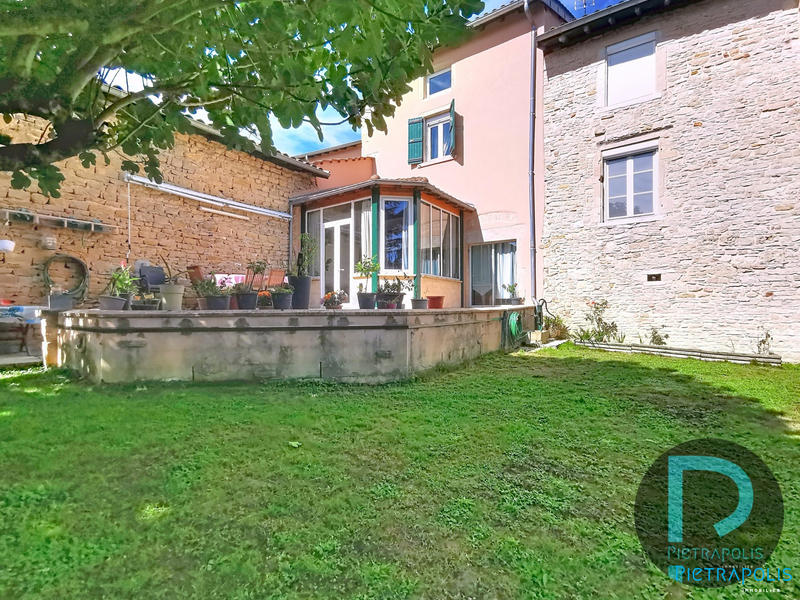 Maison ancienne - 193 m² - 6 pièces