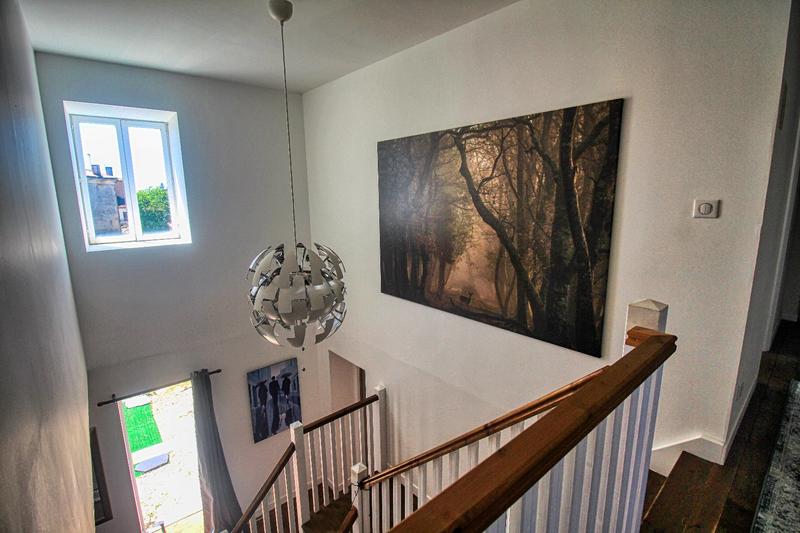 Maison - 256 m² - 6 pièces