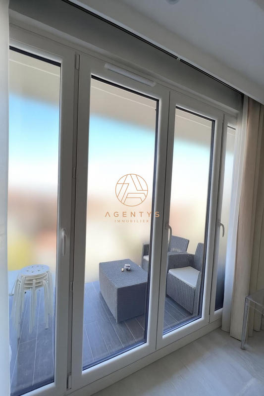 Appartement - 102 m² - 5 pièces