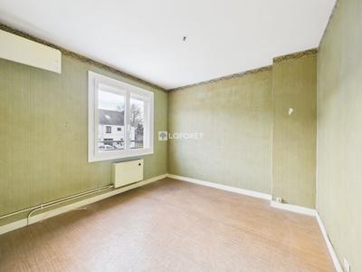 Maison traditionnelle - 99 m² - 7 pièces