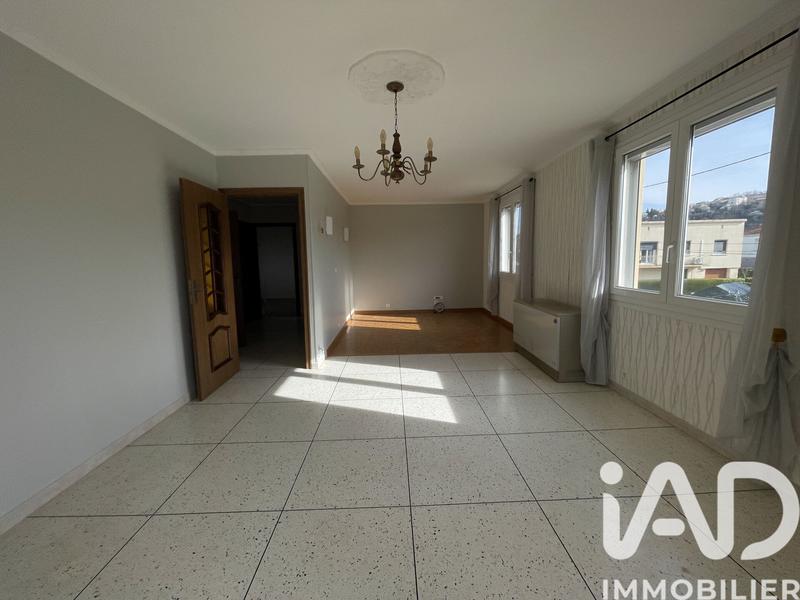Maison - 92 m² - 5 pièces