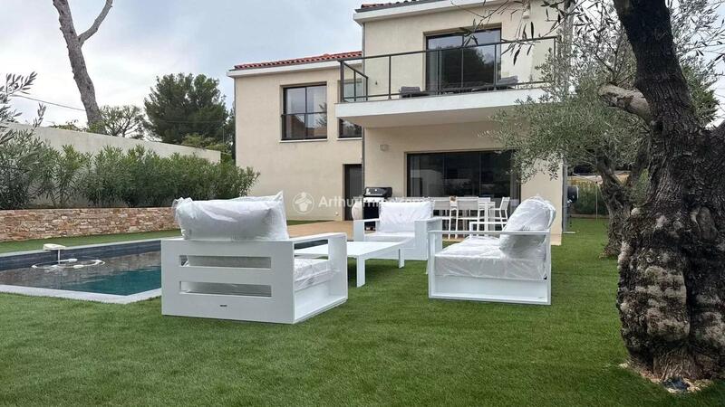 Maison - 135 m² - 5 pièces